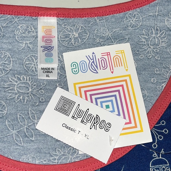 LuLaRoe NWT Size XL Blue & Pink Floral Ladybug Print Classic T Shirt Knit Top - Picture 6 of 6